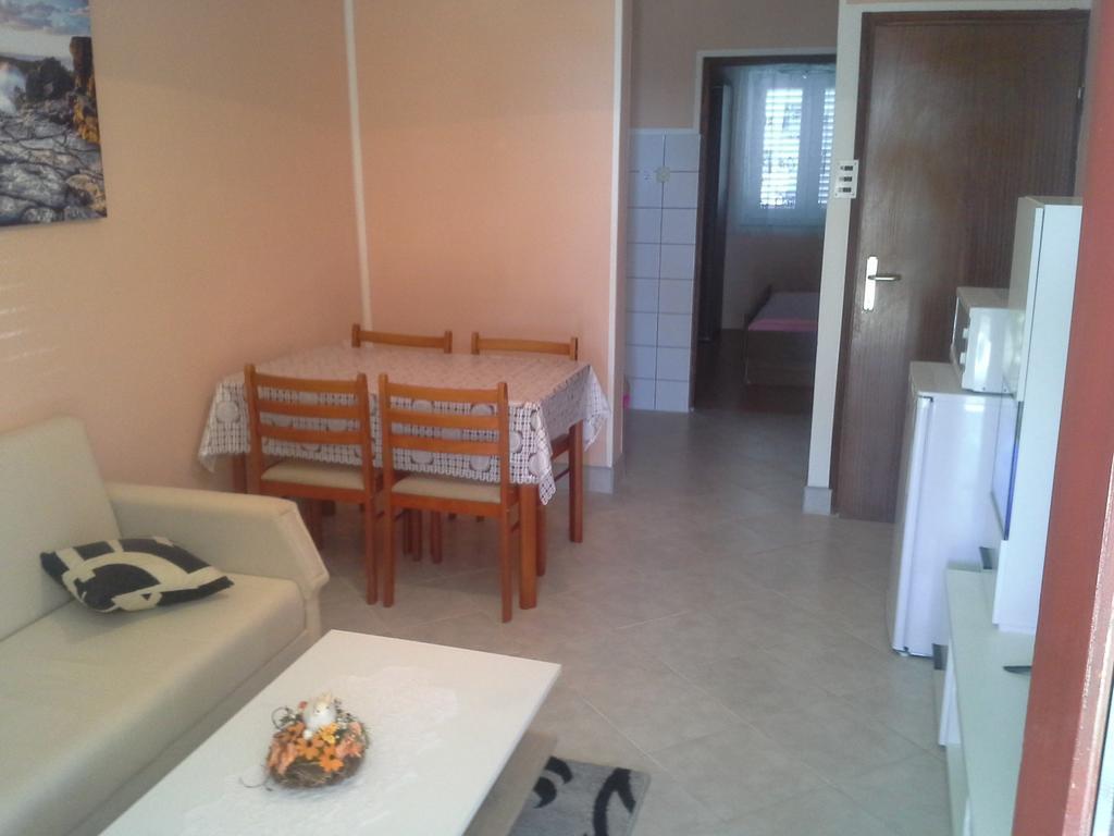 Apartments Baretic Crikvenica Room photo